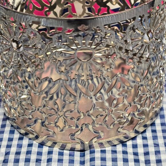 Slatkin & Co. BBW Silver Sunflower Flower Ornate Large 3 Wick Candle Holder - Picture 3 of 5